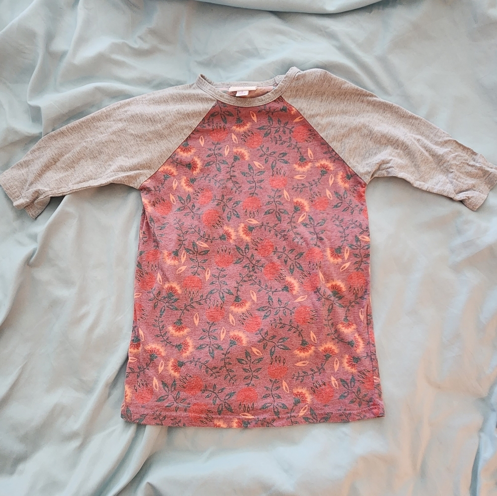 LuLaRoe Pink Floral Raglan Tee w/ 3/4 Gray Sleeves | Girls Size 8